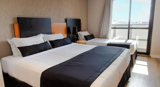 Трёхместный семейный номер Standard Slaviero Hotel Curitiba Batel