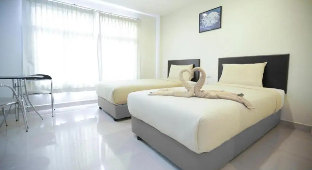 Двухместный номер Deluxe ARAYA HOTEL