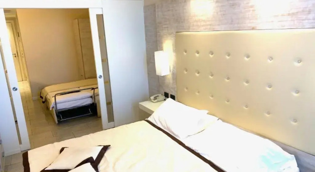 Полулюкс Hotel San Carlo