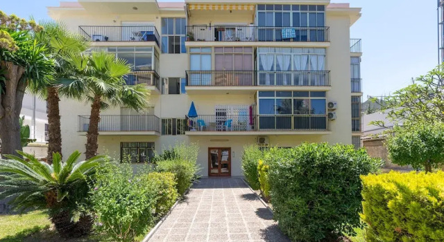 Malagasuite Bajondillo Beach Apartment, Забронировать Апартаменты/квартира Отели Торремолинос с бассейном, рядом с Культурный центр им. Пабло Руиса Пикассо, Бассейн