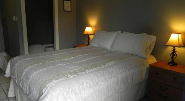 Naramata Courtyard Suites, Réserver Hôtel Naramata Okanagan-Similkameen