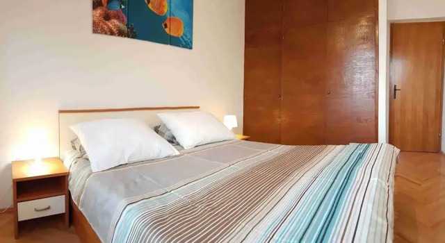 Apartment Domina Two Bedrooms A5, Book Lejlighed Hoteller i Split Region med parkering, Parkering