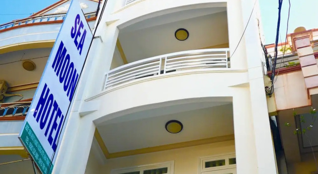 Sea Moon Hotel