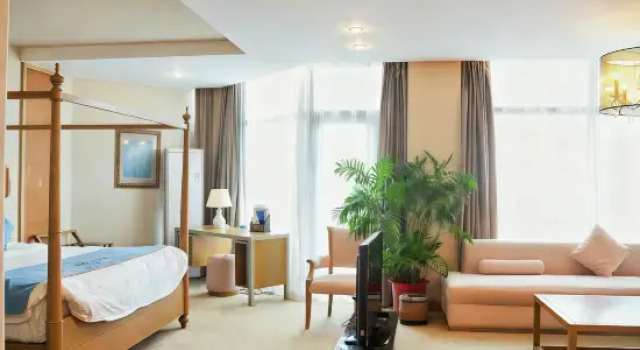 Люкс с видом на озеро Yuexi Peninsula Resort