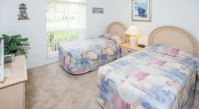 Hampton Lakes 121