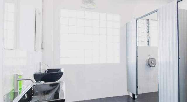 Кровать в общем номере (женский номер) Loftel Station Hostel