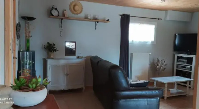 Appartement Climatisé T3 Piscine et Parking, Varaa Huoneisto Asunnot kohteessa Pennautier, Huoneisto
