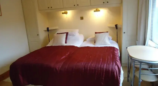 Shocarjen House B & B, Prenota Locanda Mini-hotel a Scozia, Locanda