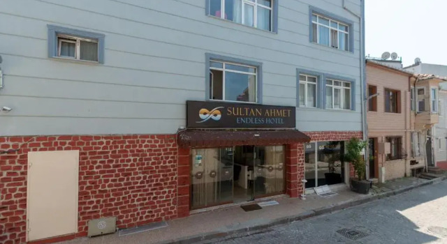 Sultan Ahmet Endless Hotel, Забронировать Отель Фатих Стамбул, рядом с Библиотека Стамбульского университета