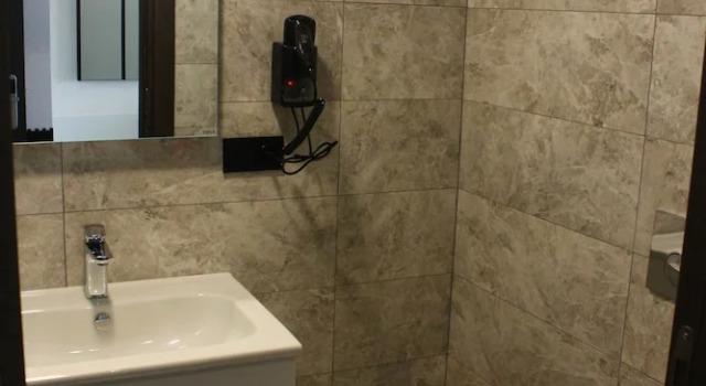 Standardowy dwuosobowy pokój Kavala Hotel