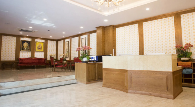 J&Y Hotel