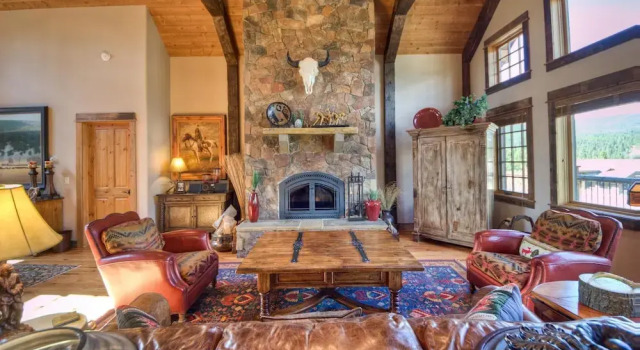 Huckleberry Hideaway by Big Sky VR, Buchen Sie Hotel Big Sky Montana