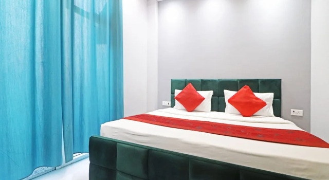 Номер Deluxe Twamev Rajouri garden by The Arrow