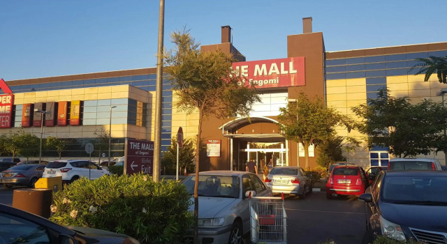 Achillion Gardens, near UNIC By 'Flats Nicosia', Prenota Hotel Hotel a Strovolos con parcheggio, Parcheggio