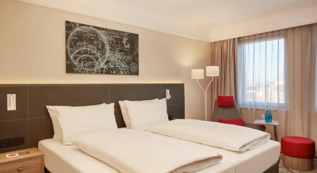 Двухместный номер Comfort H4 Hotel Hannover Messe, Trademark Collection by Wyndham