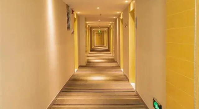 City Comfort Inn Nanning Qingxiushan Metro Station, Rezerwuj Hotel Hotele w Nanning z parkingiem, Parking