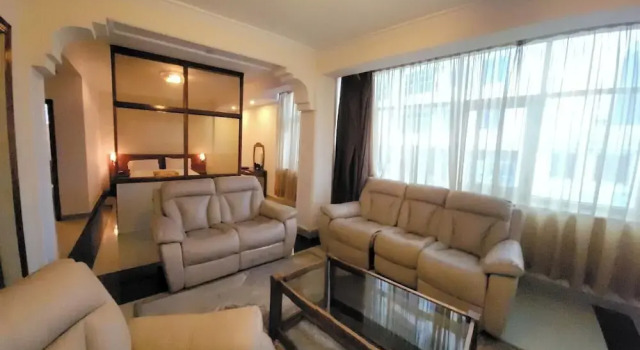 Standard- suite C fun Addis Hotel