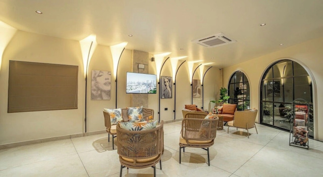 Aura Inn & Suites, Забронировать Отель Отели штата Карнатаки с парковкой, Парковка