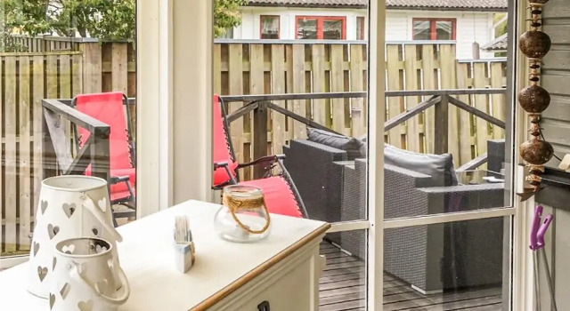 Amazing Home in Åhus With Wifi and 2 Bedrooms, Book Hotel  