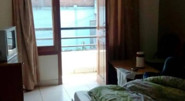 Goroomgo Him Plaza Almora, Rezervovat Hotel Hotely v Almora s parkováním, Parkování