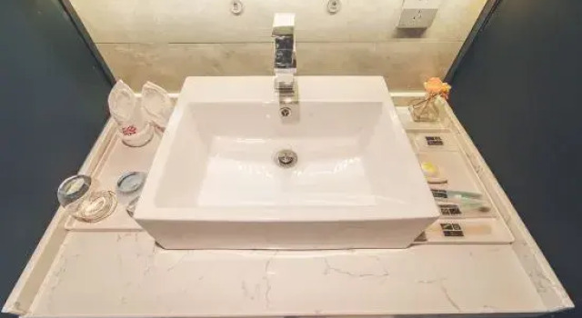 Dimei Dilianya Hotel (Kunming Linyuqiao Metro Station), Rezerwuj Hotel Hotele w Kunming z parkingiem, Parking