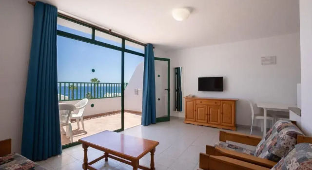 Апартаменты с видом на море Apartamentos La Peñita
