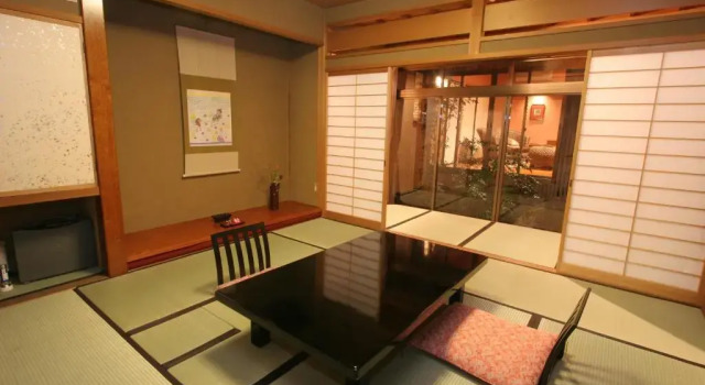 Sekitaitei Ishida, Buchen Sie Pension Achi Nagano