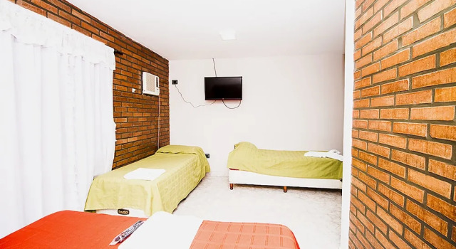 Четырёхместный номер Standard Madre America Hotel & Hostel