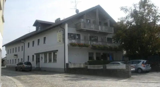 Pension und Gasthof Eibl, Rezerwuj Hotel Hotele w Bawaria z parkingiem, Parking