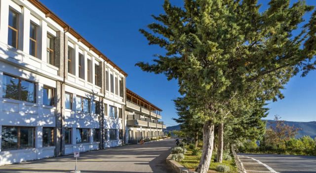 Anemolia Mountain Resort, Book Resort Hotels in Central Greece with a Pool, Swimming Pool