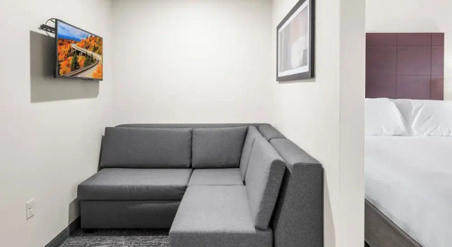 Studio Cobblestone Hotel & Suites - Denmark/Green Bay