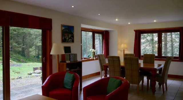 Glencoe Cottages, Book Hotel Loch Linnhe Scotland