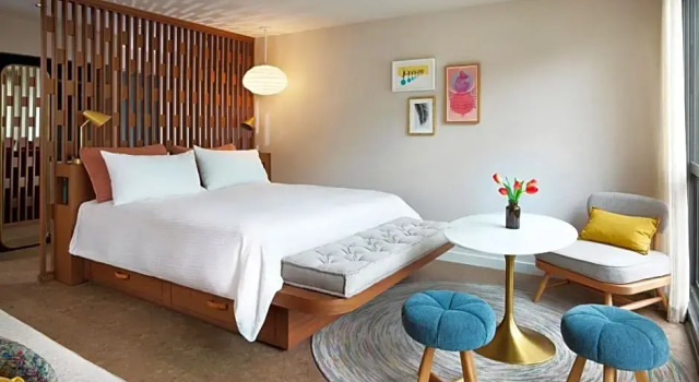 Двухместный номер Accessible with mobility tub Classic Flamingo Resort & Spa Santa Rosa Sonoma, Tapestry by Hilton