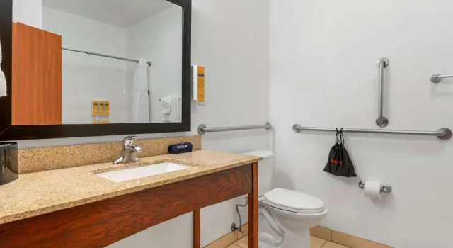 Номер Standard Best Western Plus Covered Bridge Inn