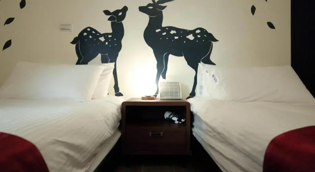 Двухместный номер Standard с балконом Mr Lee Elevator B&B Hualien- Near Dongdamen Night Market