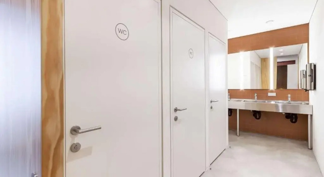Кровать в общем номере Tech Spa Hostel Druskininkai