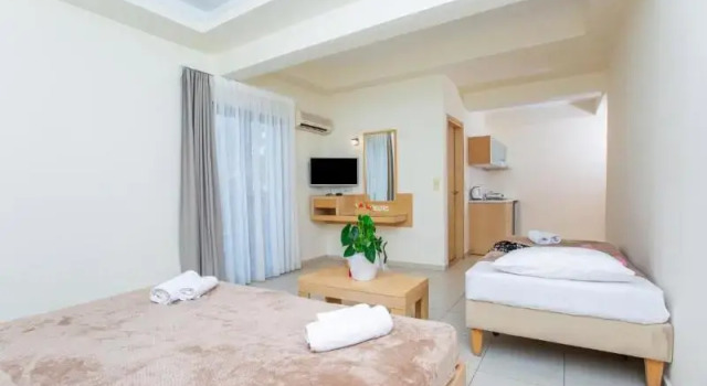 Студия Hermes Hotel