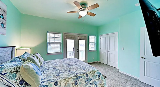 Eleventh Unit #14 - 3 Br Condo