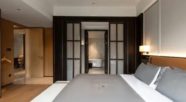 Люкс с видом на реку Siena Narada Grand Hotel