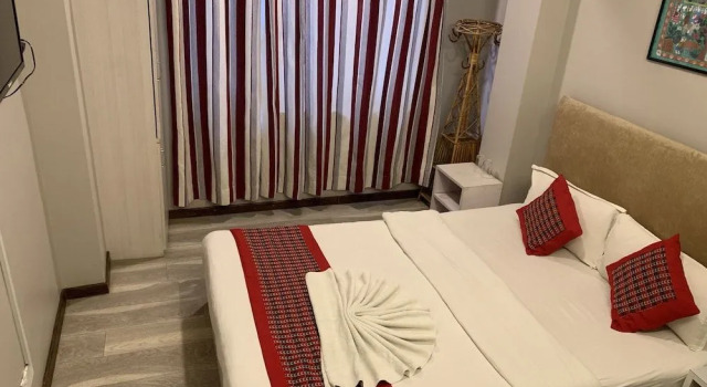 8848 Hostel