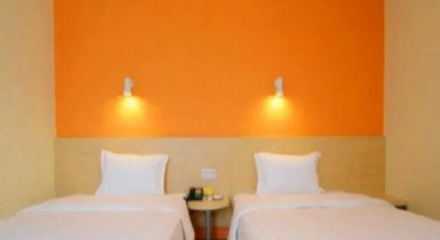 7Days Inn Changchun Chongqing Road, Забронировать Отель Чанчунь Чанчунь, рядом с Banruo Temple