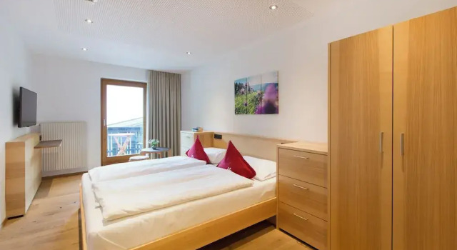 Двухместный номер Comfort с балконом и с видом на горы Familienhotel Mateera Gargellen / Montafon