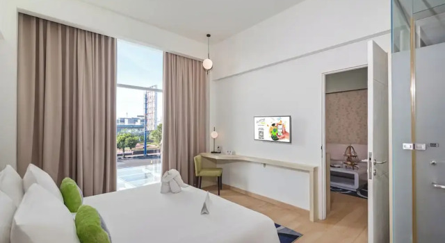 Suite Whiz Prime Hotel Sudirman Cilacap