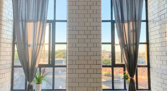 Apartament Unique Industrial Apartment