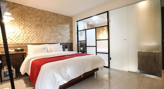 Yongin Hotel Wow