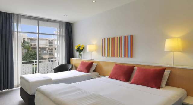 Трёхместный номер Standard Park Inn by Radisson Melbourne Carlton
