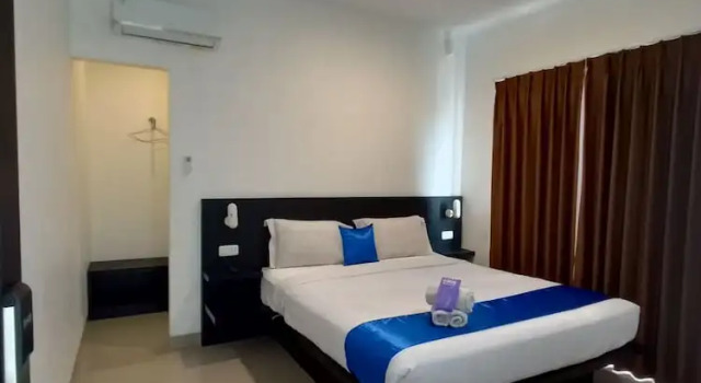 Двухместный номер Standard Puri Maju Hotel