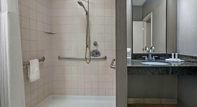 Четырёхместный номер Standard с 2 комнатами Homewood Suites by Hilton Chicago-Lincolnshire