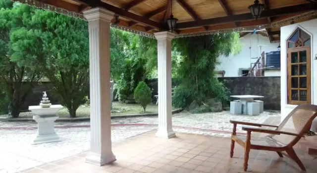 Golden Villa 7, Забронировать Вилла Хиккадува Округ Галле