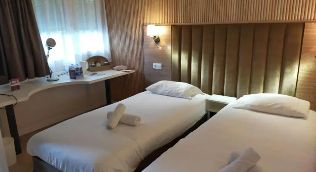 Двухместный номер Superior The Originals Access, Hôtel Foix